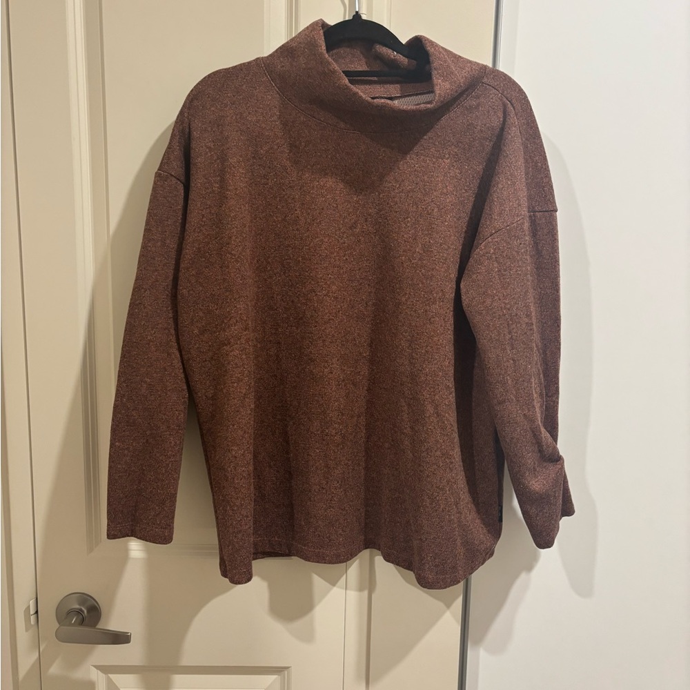 Cozy Red/Brown Wind River - Picture 2 of 2
